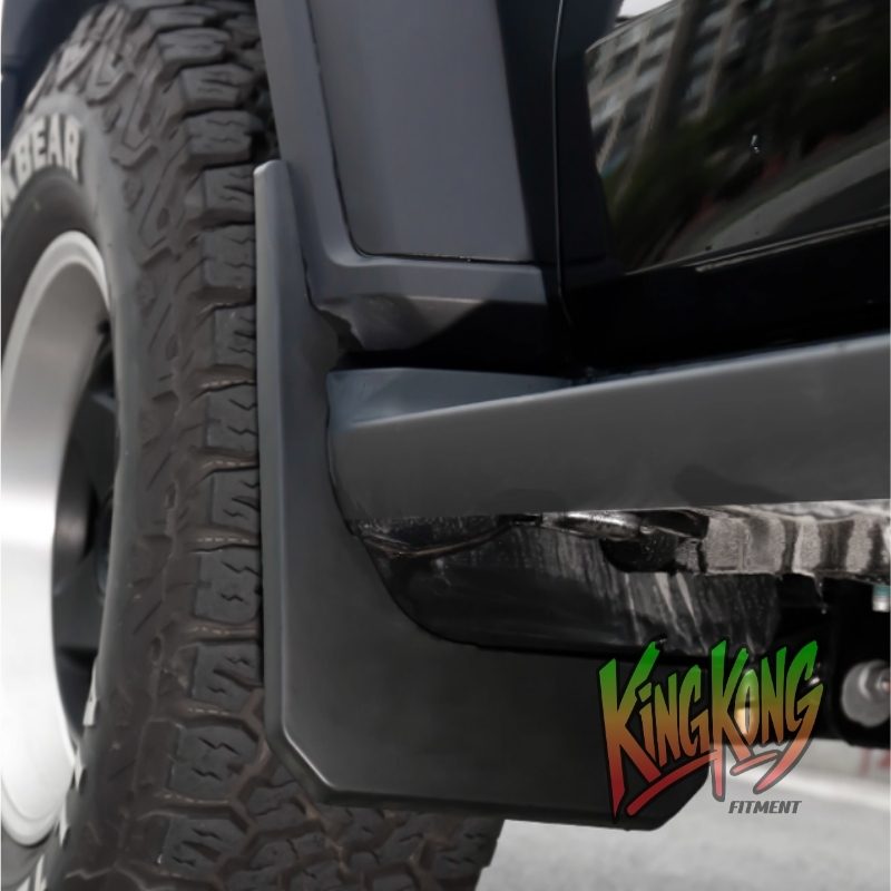 Heavy-duty GWM Tank 300 mud flap close-up